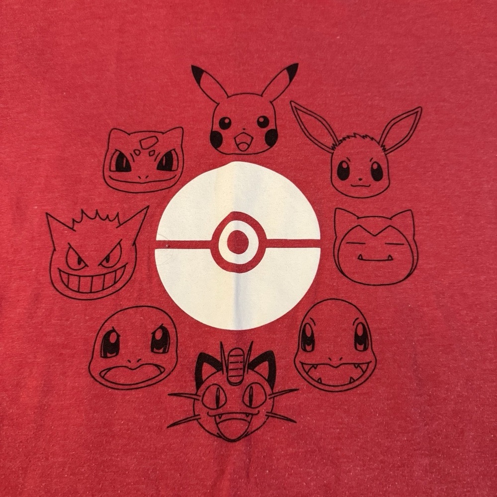 Pokemon Short Sleeve T-Shirt Adult‎ Size Large Red Pikachu